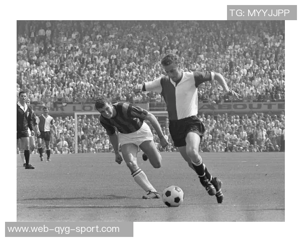 欧冠历史上仅有两位球员在19岁前直接参与13球的传奇表现